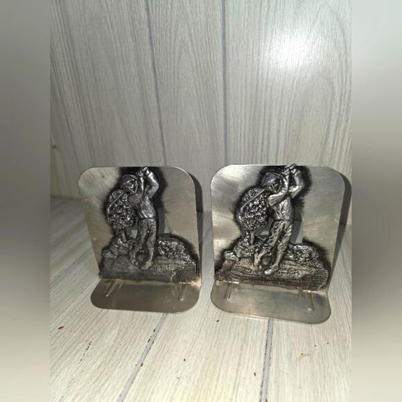 Vtg Pewter Golf Themed Bookends Heavy Silver Toned MCM Golfer 3D PGA Library - Picture 1 of 6